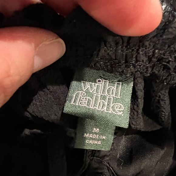 Wild Fable Black Cropped Ruffled Tie Front Camisole Size Medium - Picture 8 of 14